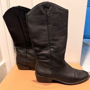 Black Leather Women's Boots